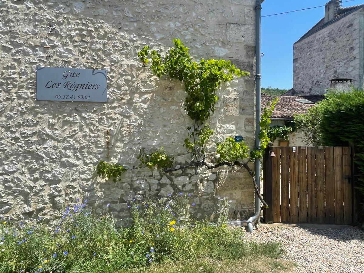 Les Regniers - 2 Gites Voisins Pour Familles Et Groupes Eynesse Exterior photo